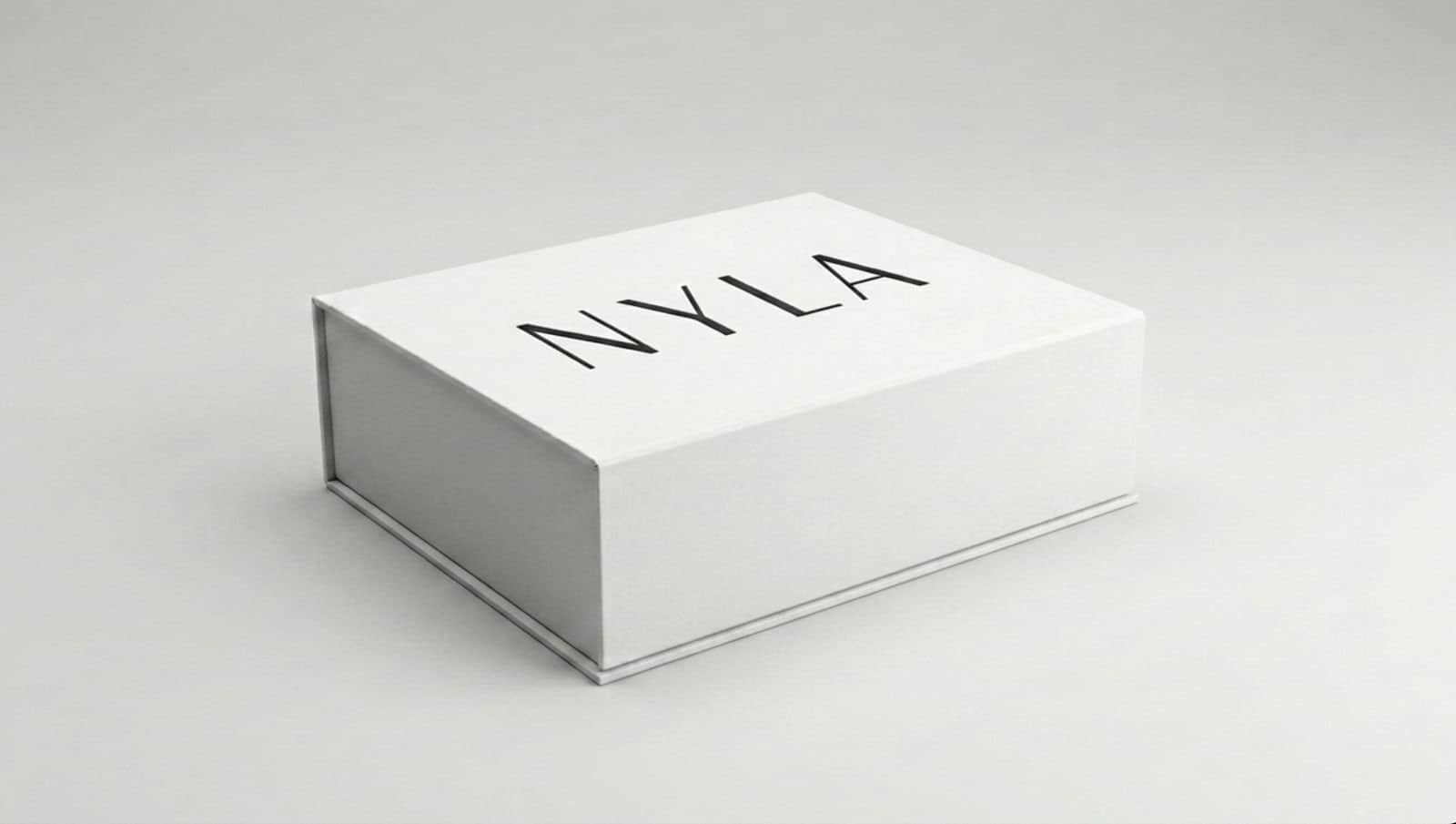 Nyla Gift Box